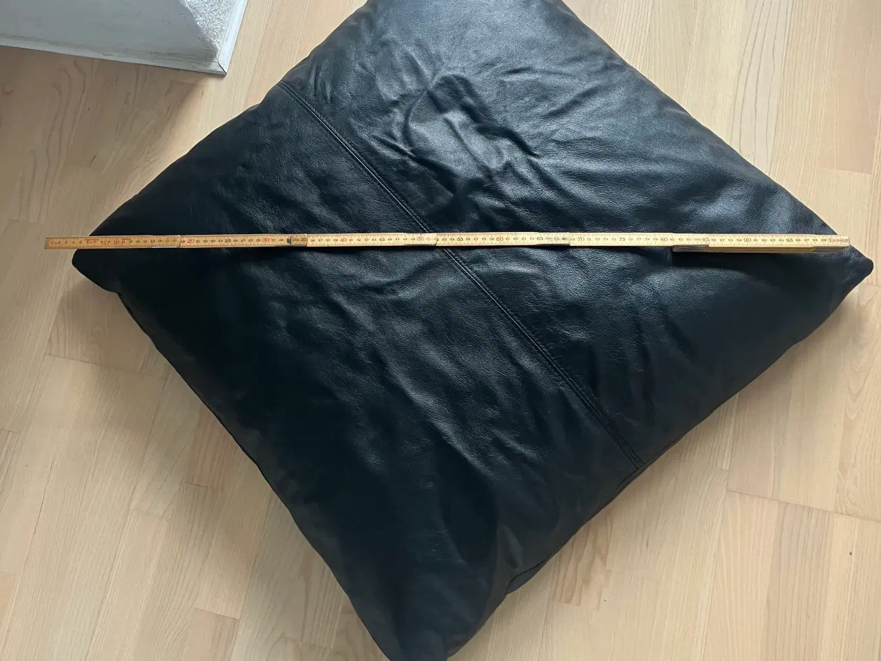 Billede 1 - Stor blød ægte læderpude