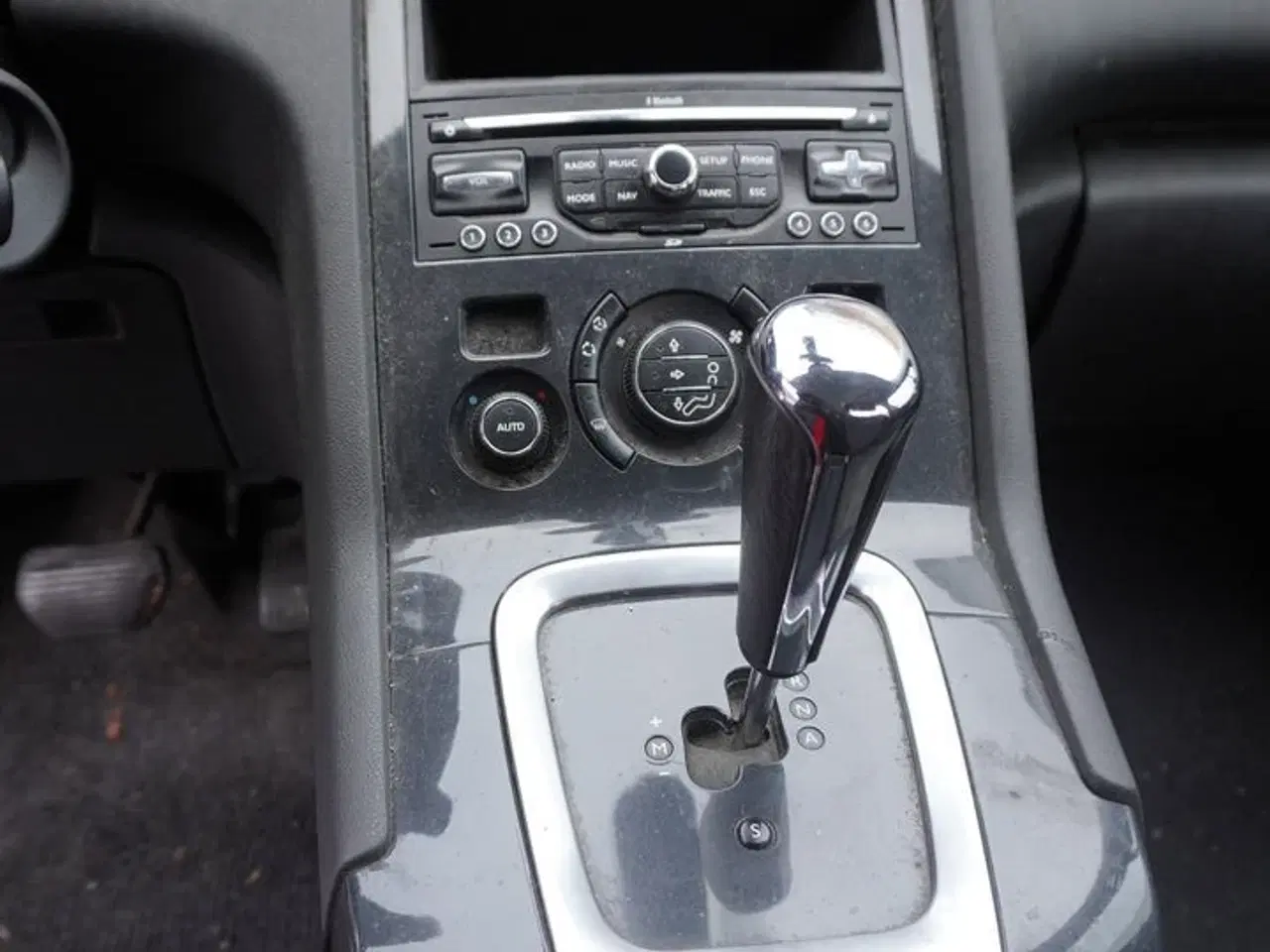 Billede 12 - Varebil PEUGEOT 5008 1.6 HDI 112HK ESG (Momsfri)