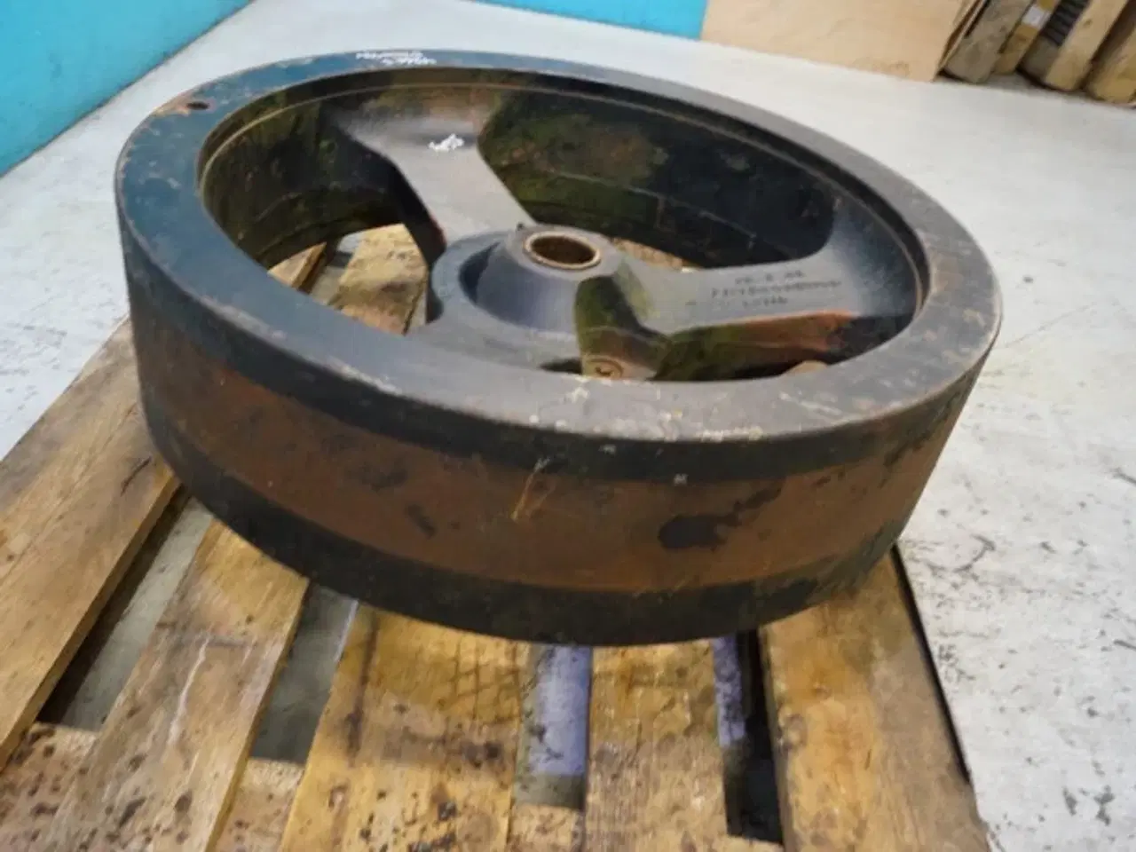 Billede 13 - New Holland 4860 Svinghjul 84000431
