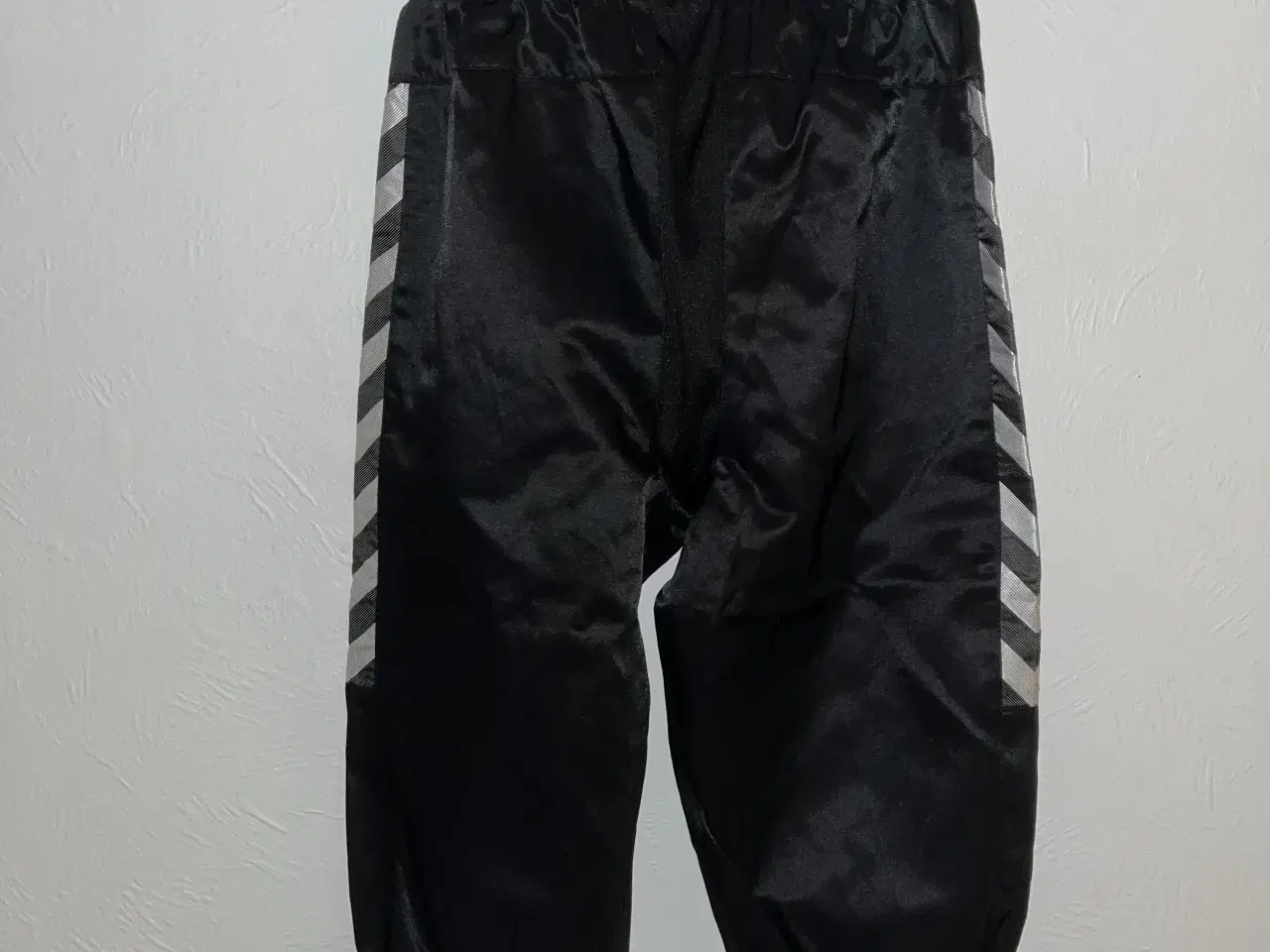 Billede 3 - Hummel fodboldknickers str. S