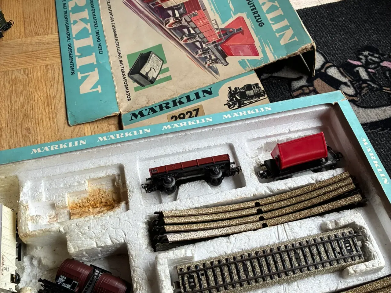 Billede 4 - Märklin modeltog med skinner, lokomotiver og vogne