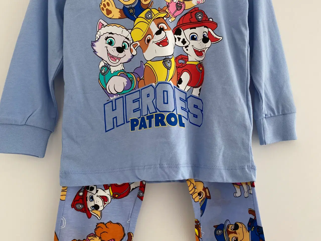 Billede 1 - Paw Patrol Pyjamassæt - nyt med tags