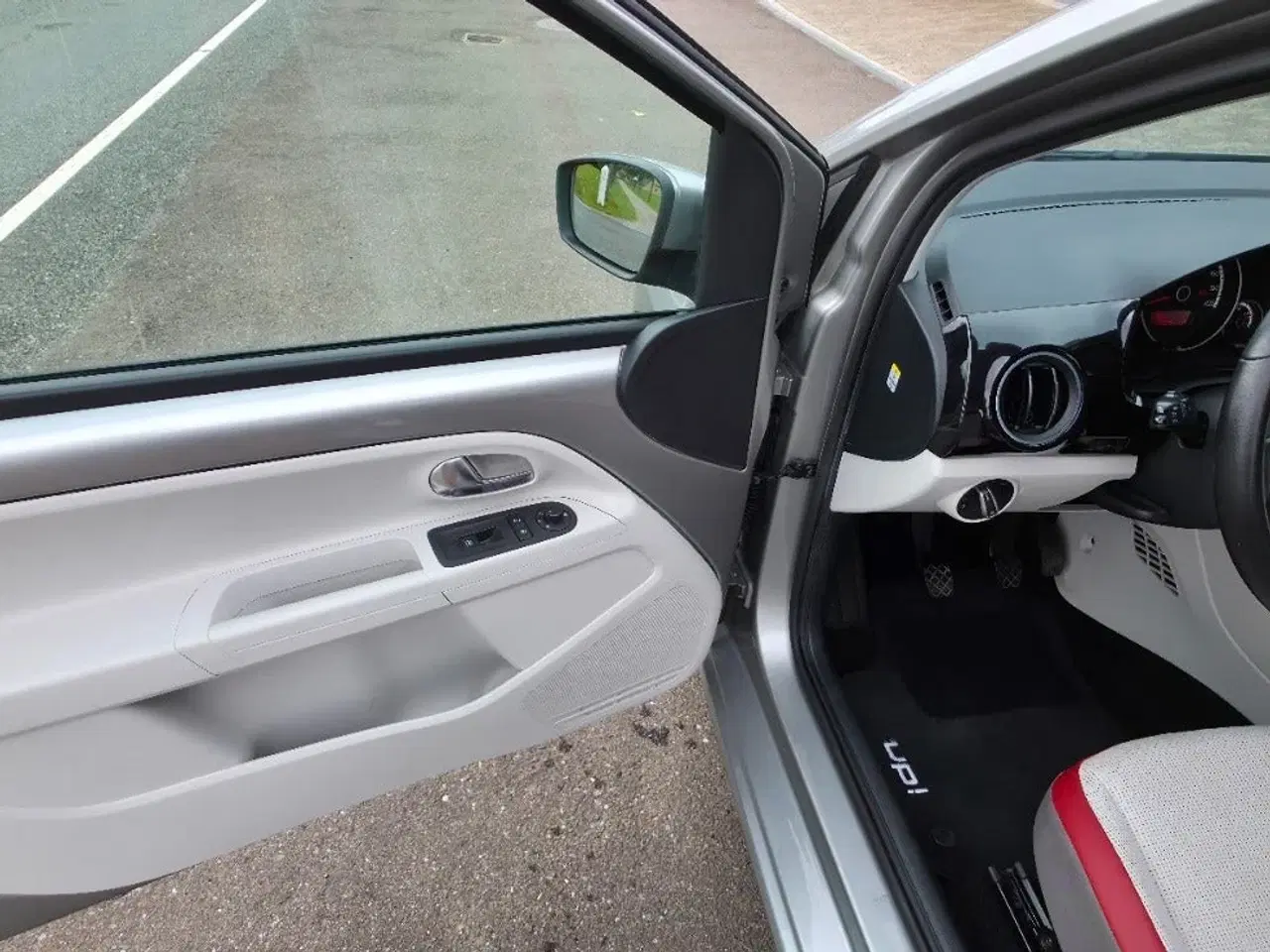Billede 15 - VW Up! 1,0 75 High Up!