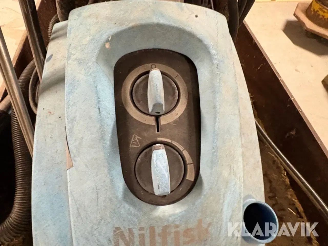 Billede 11 - Lot: Fodertruck, støvsuger, højtryksrenser Lydersens maskinfabrik