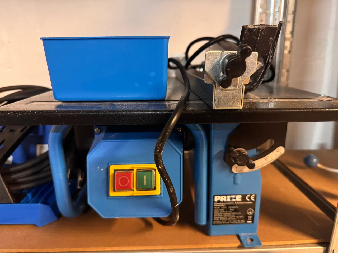 Billede 3 - Fliseskærer på vand