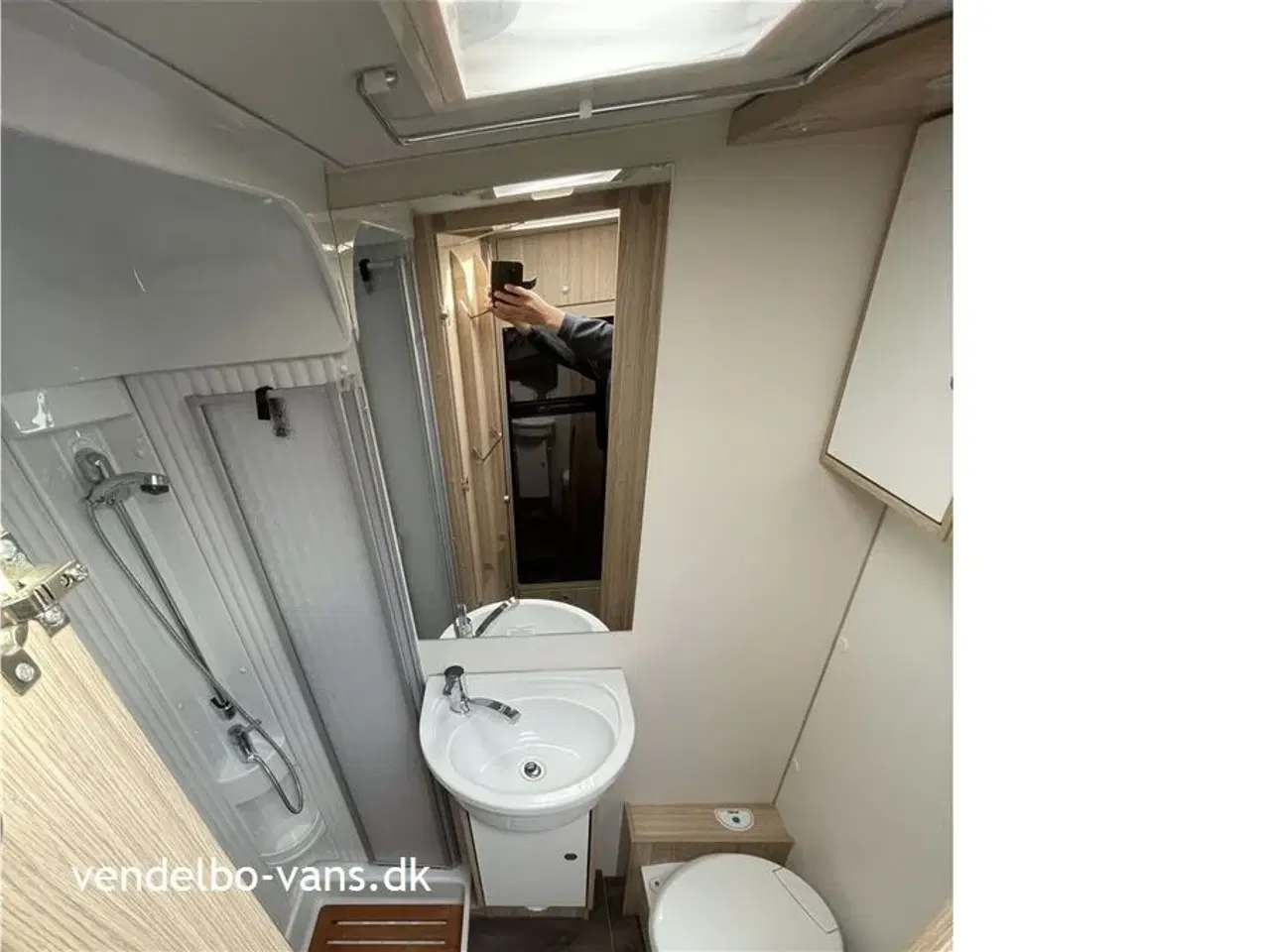 Billede 11 - 2021 - SunLight A 70 Camperen til 6 personer og stor garage