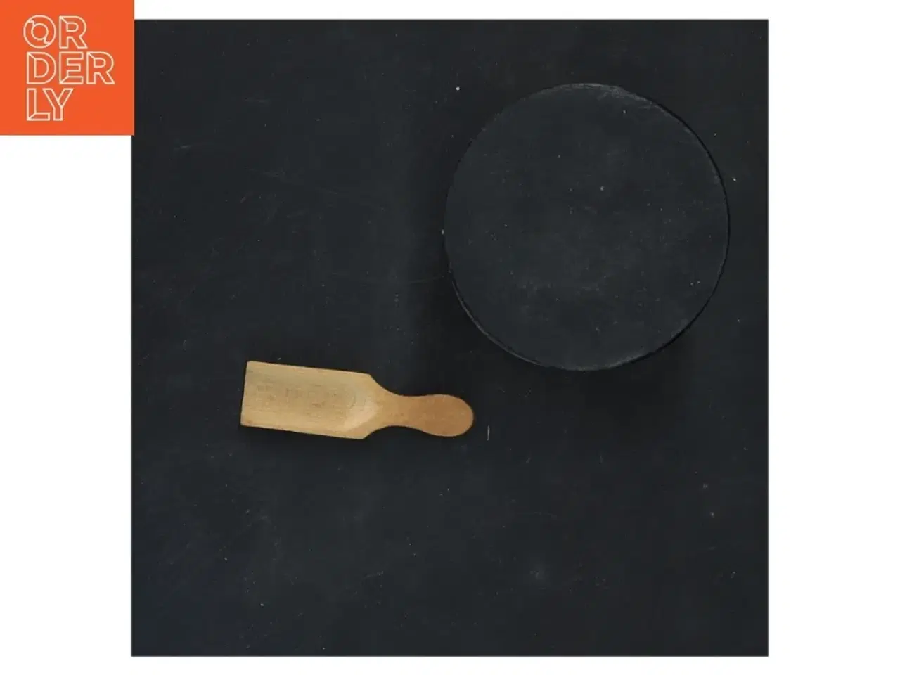 Billede 2 - Knabstrup bagepulver krukke med låg og skovl fra Knabstrup (str. 8x7 cm)