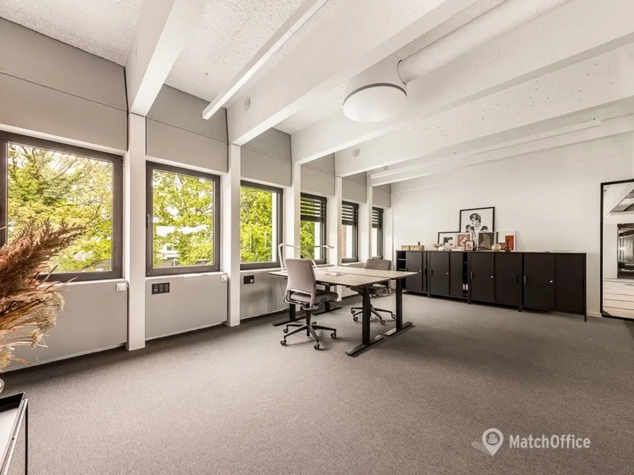 Billede 13 - Unik arkitektur placeret i skøn natur