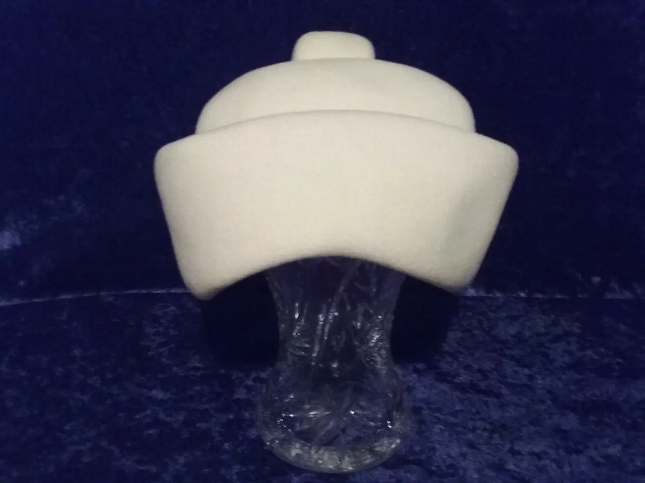 Billede 4 - Vintage dame hat - lille elegant retro pilleæske 