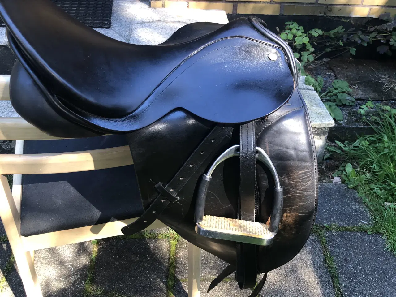 Billede 3 - Dressursadel 16"-17" til hest