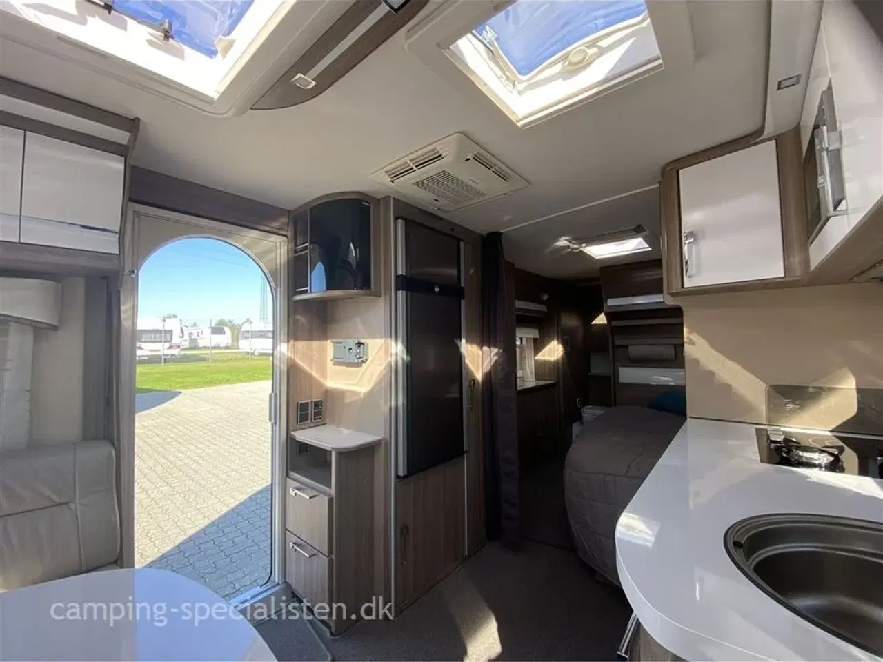 Billede 4 - 2019 - Kabe Imperial 600 E-TDL K/S   Kabe Imperial 600 E-TDL model 2018 kan nu ses hos Camping Specialisten.dk