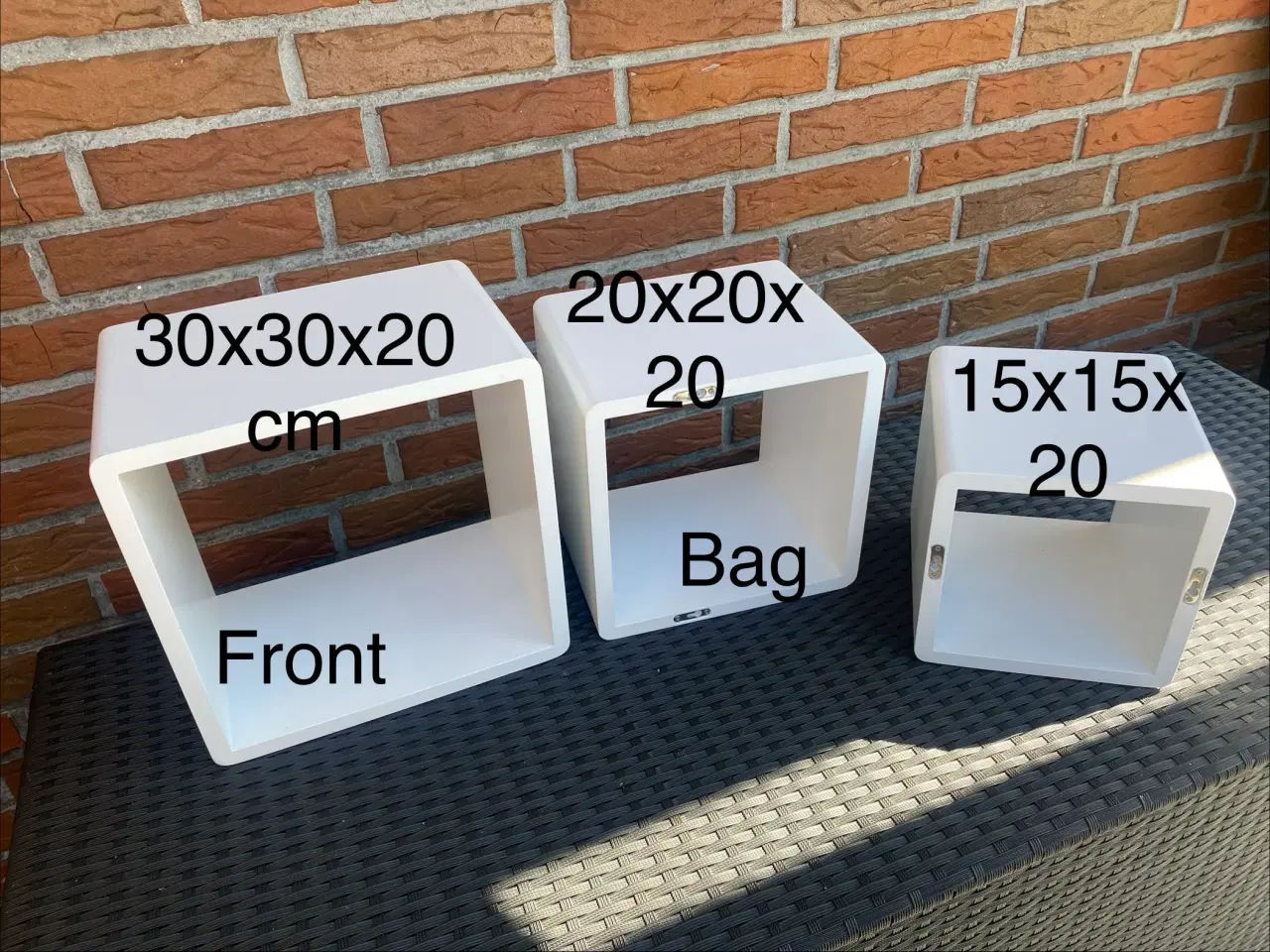 Billede 2 - Hylder 3 stk 