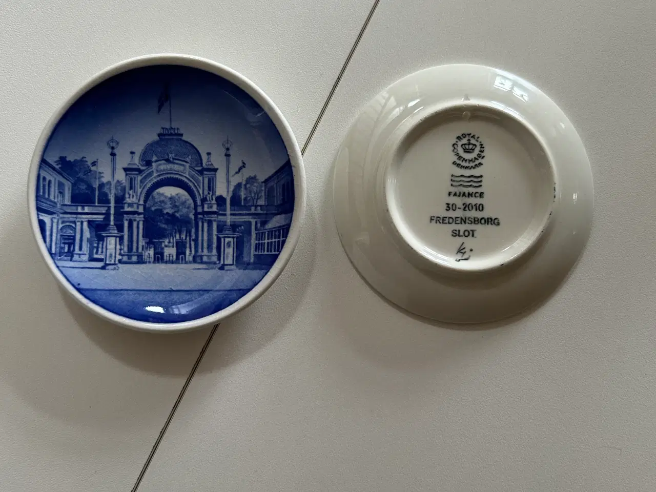 Billede 2 - Royal Copenhagen platte 8 cm