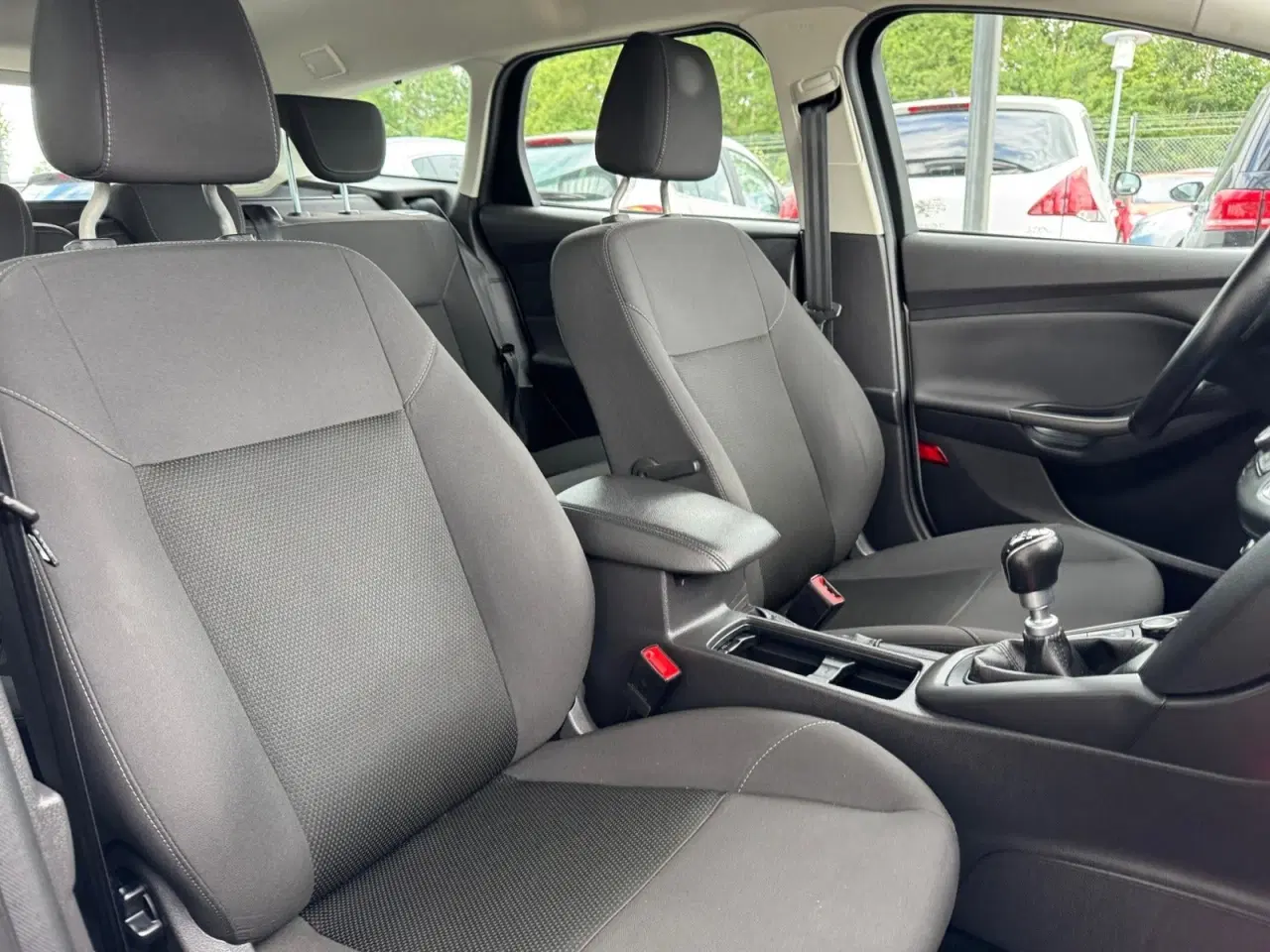 Billede 18 - Ford Focus 1,6 TDCi 115 Edition stc.
