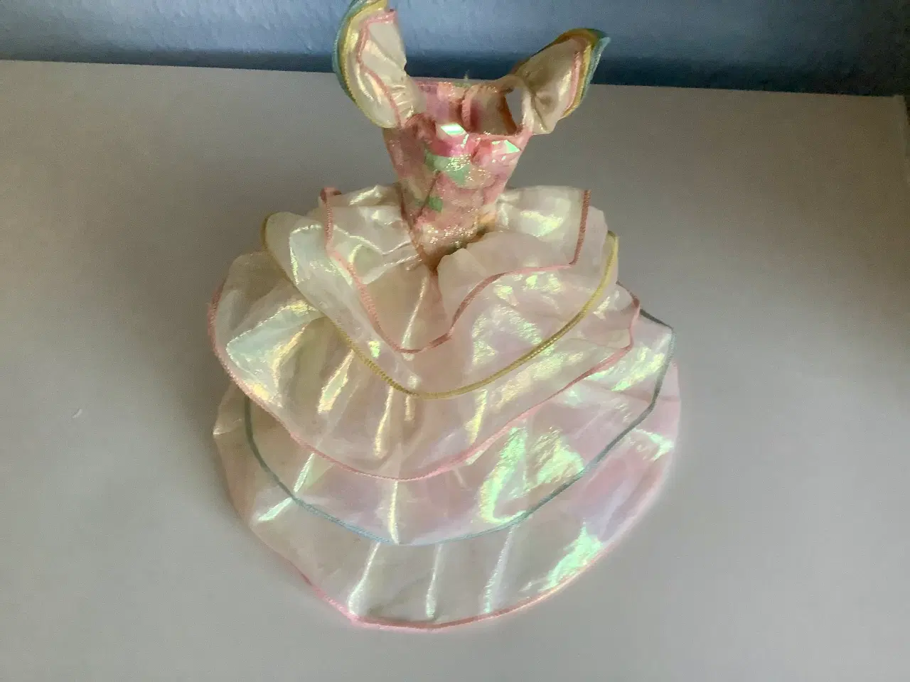 Billede 1 - Ægte lang Barbie kjole.