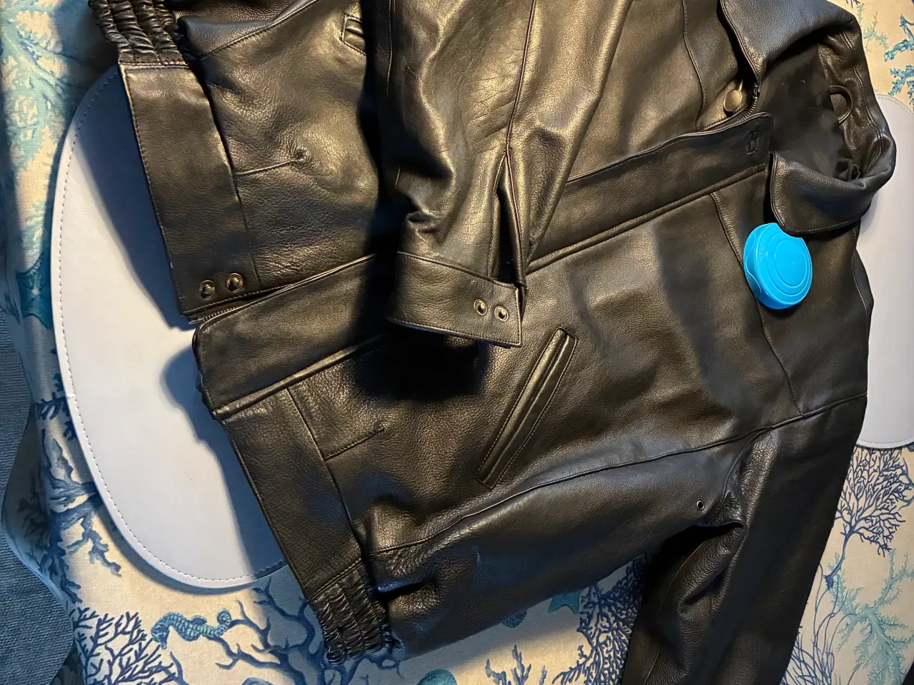 Billede 1 - Uniformsjakke i kalveskind - Pilotjakke.