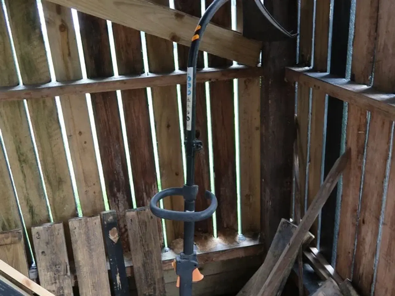 Billede 1 - Buskrydder SELEKTA HN4325