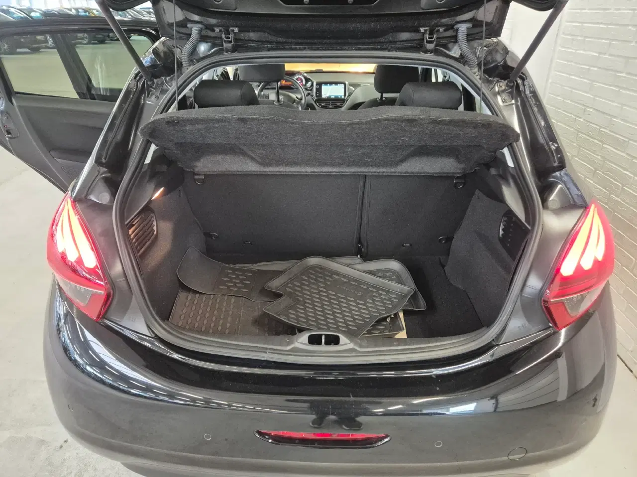 Billede 16 - Peugeot 208 1,2 PureTech Prestige 82HK 5d