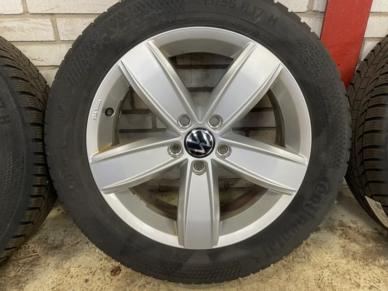 Billede 6 - 17 VW Passat 215/55r17 Ref.811 vinter