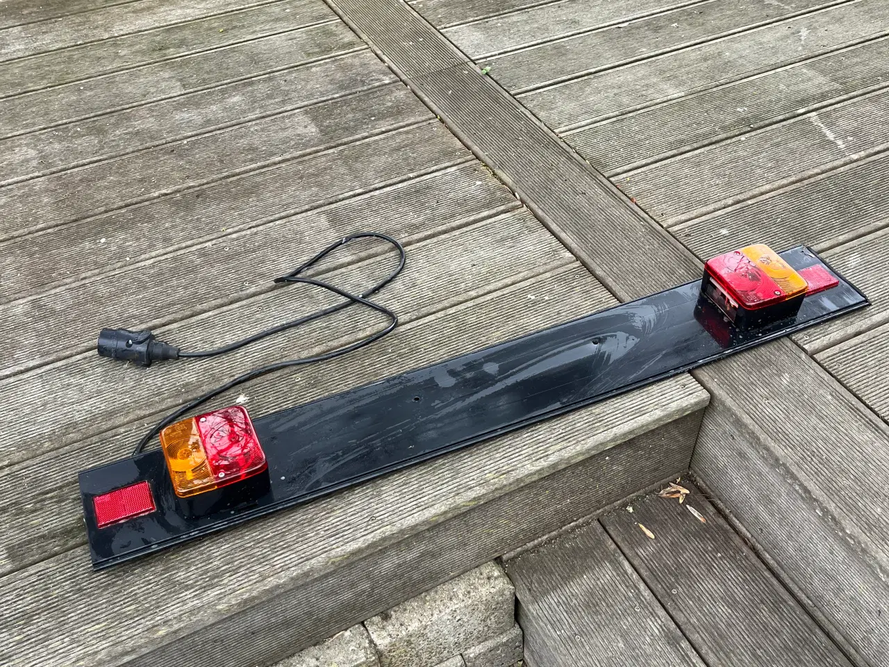 Billede 1 - thule lygtebom