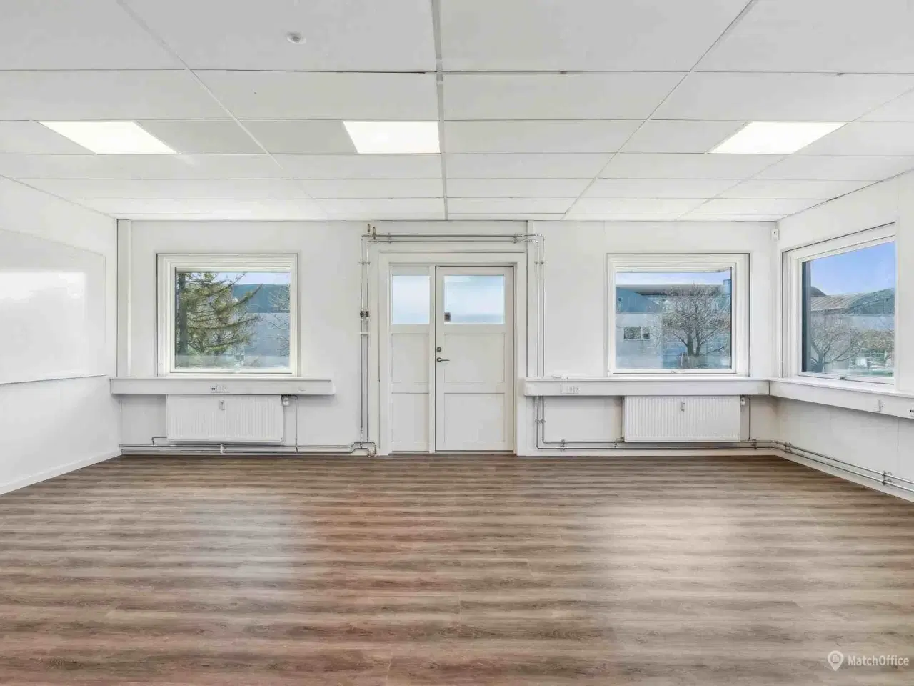 Billede 5 - 315m²  oplagt til kontor eller showroom/ lager