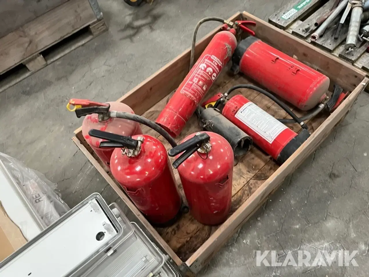 Billede 7 - Lot - Pulver- og vandslukkere Housegard og Gloria 12 kg og 9 Liter