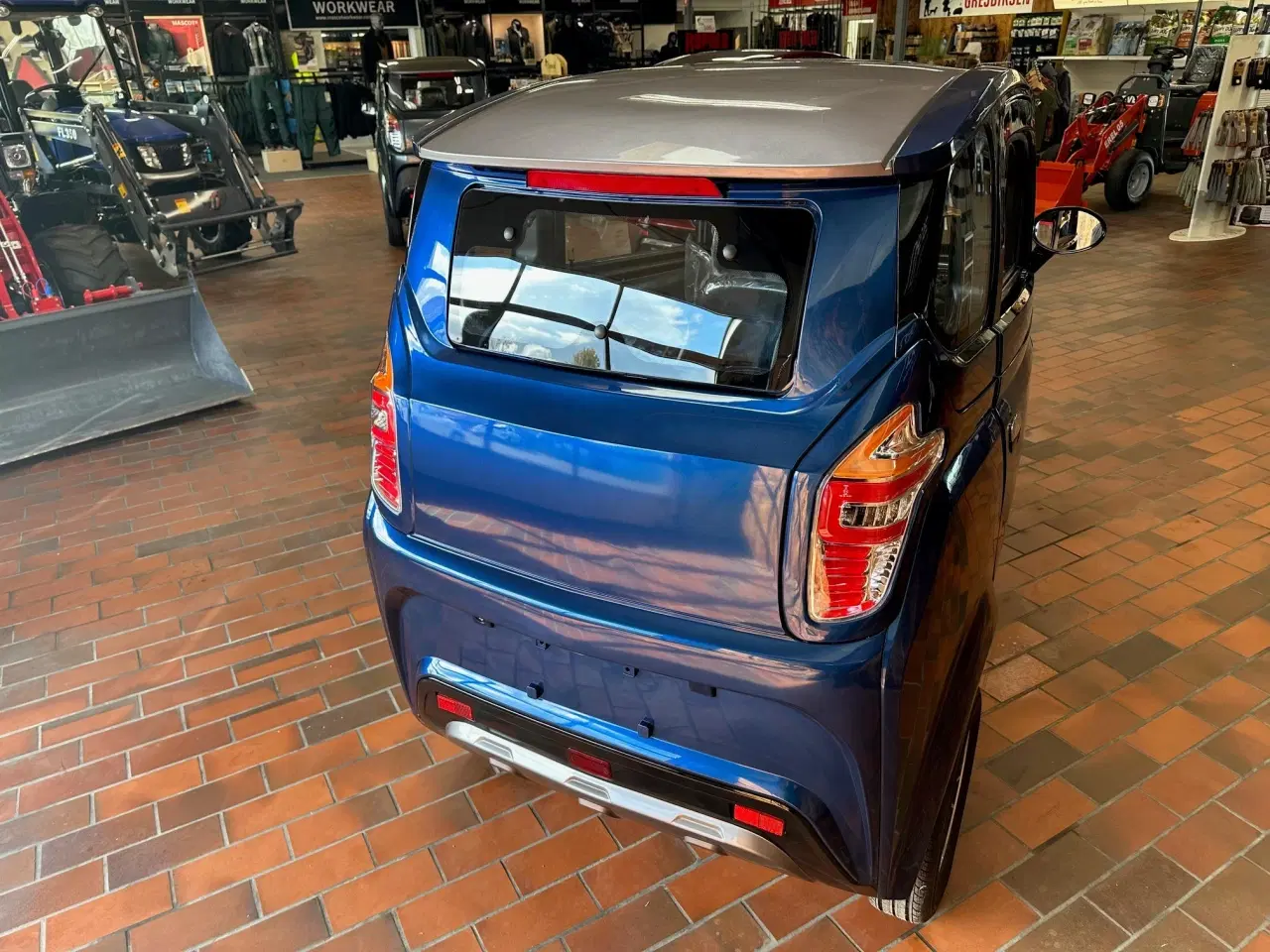 Billede 5 - BOMA X2 Kabinescooter Metalblå