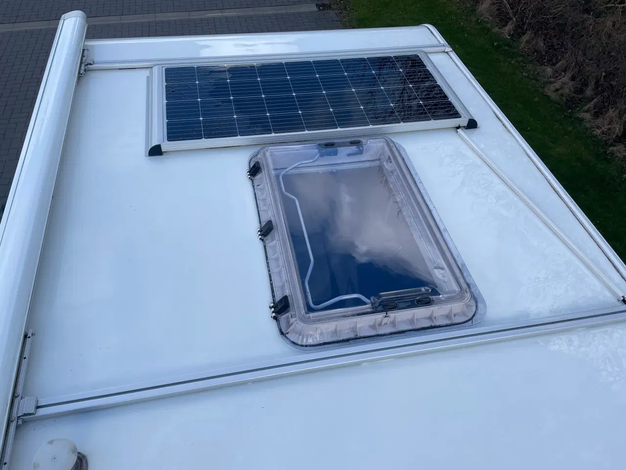 Billede 9 - Campingvogn klar til ferien