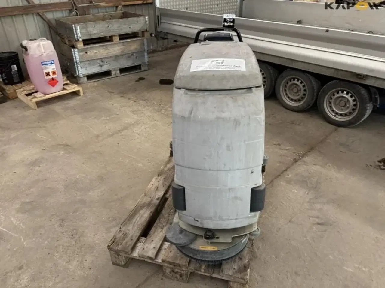 Billede 2 - - - - BA 450 fejemaskine