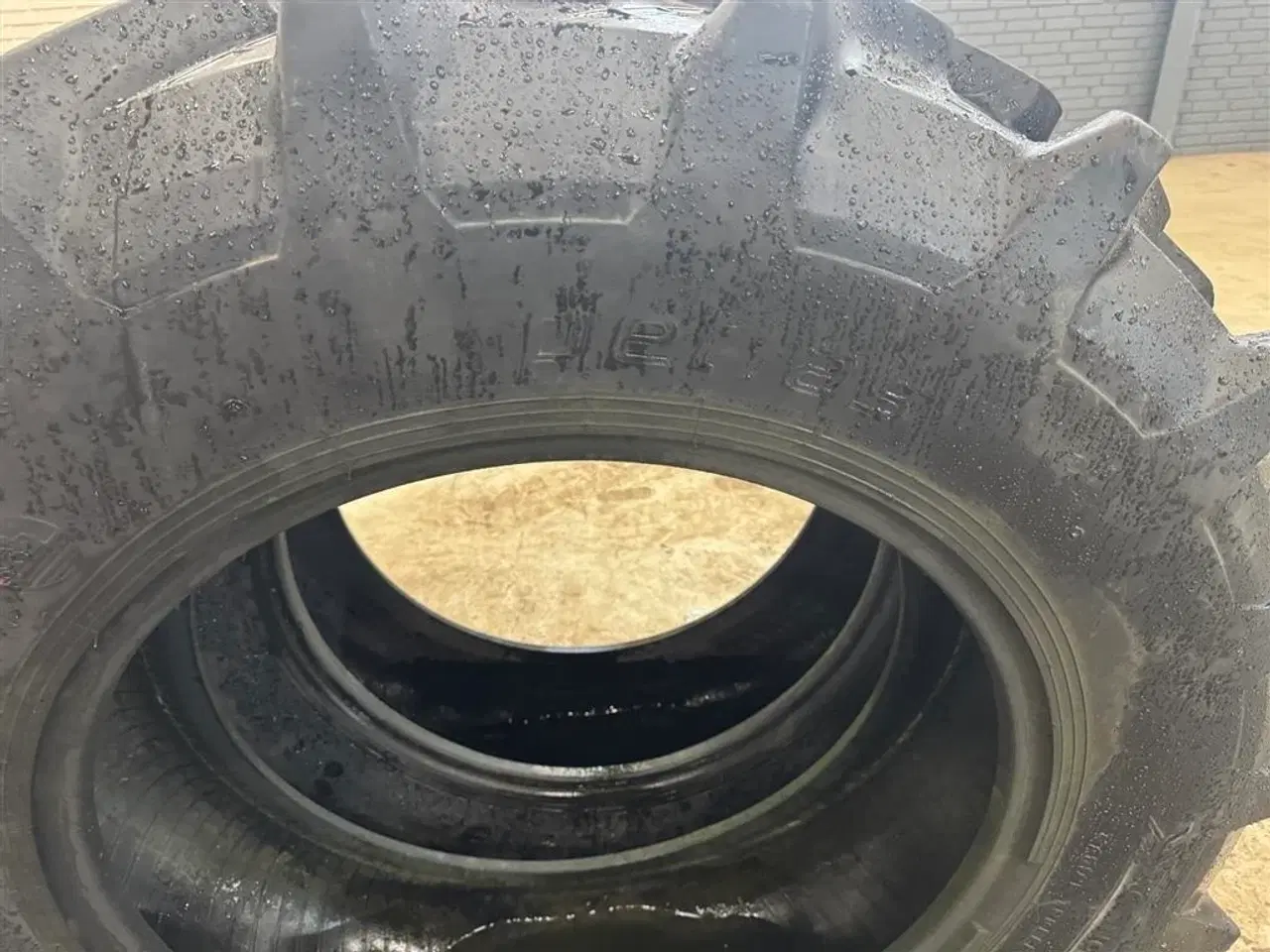 Billede 4 - Petlas 380/85R30