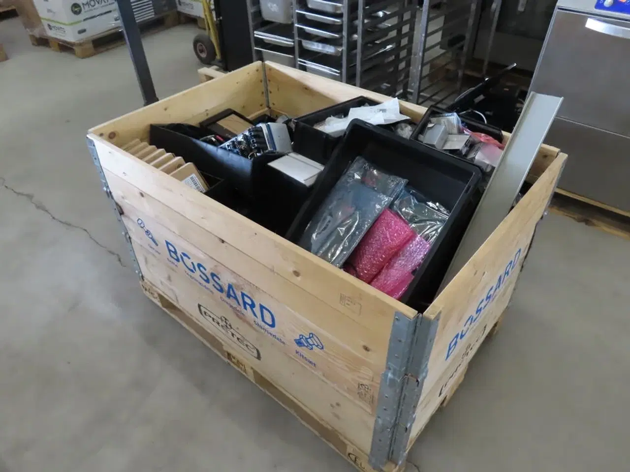 Billede 2 - Palle med rester fra TC ELECTRONIC