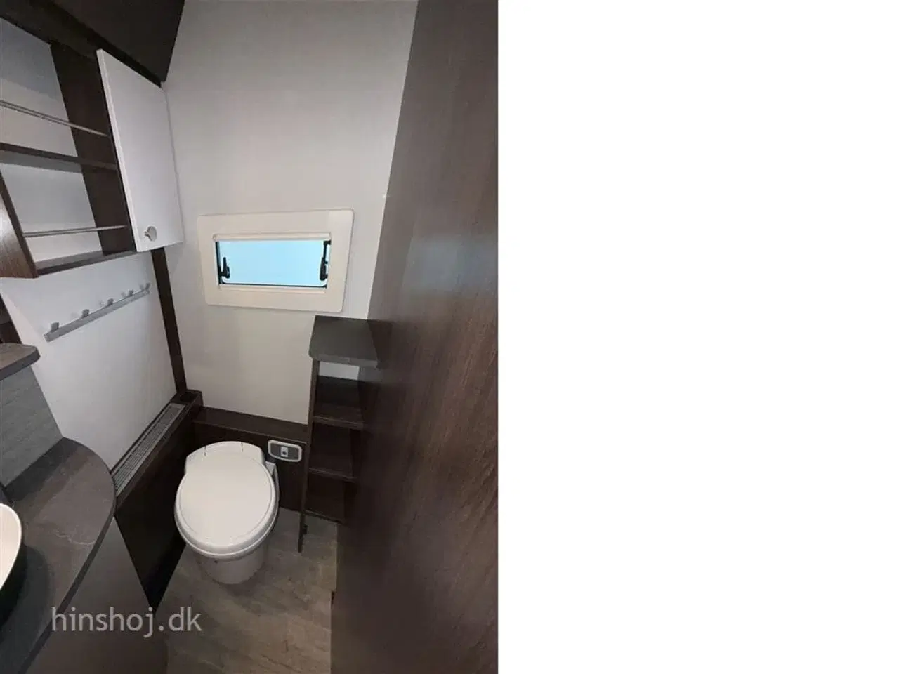 Billede 16 - 2026 - Polar Blueline 620 BQD   Luksus Polar vintervogn med en dejlig fritstående dobbeltseng fra Hinshøj Caravan