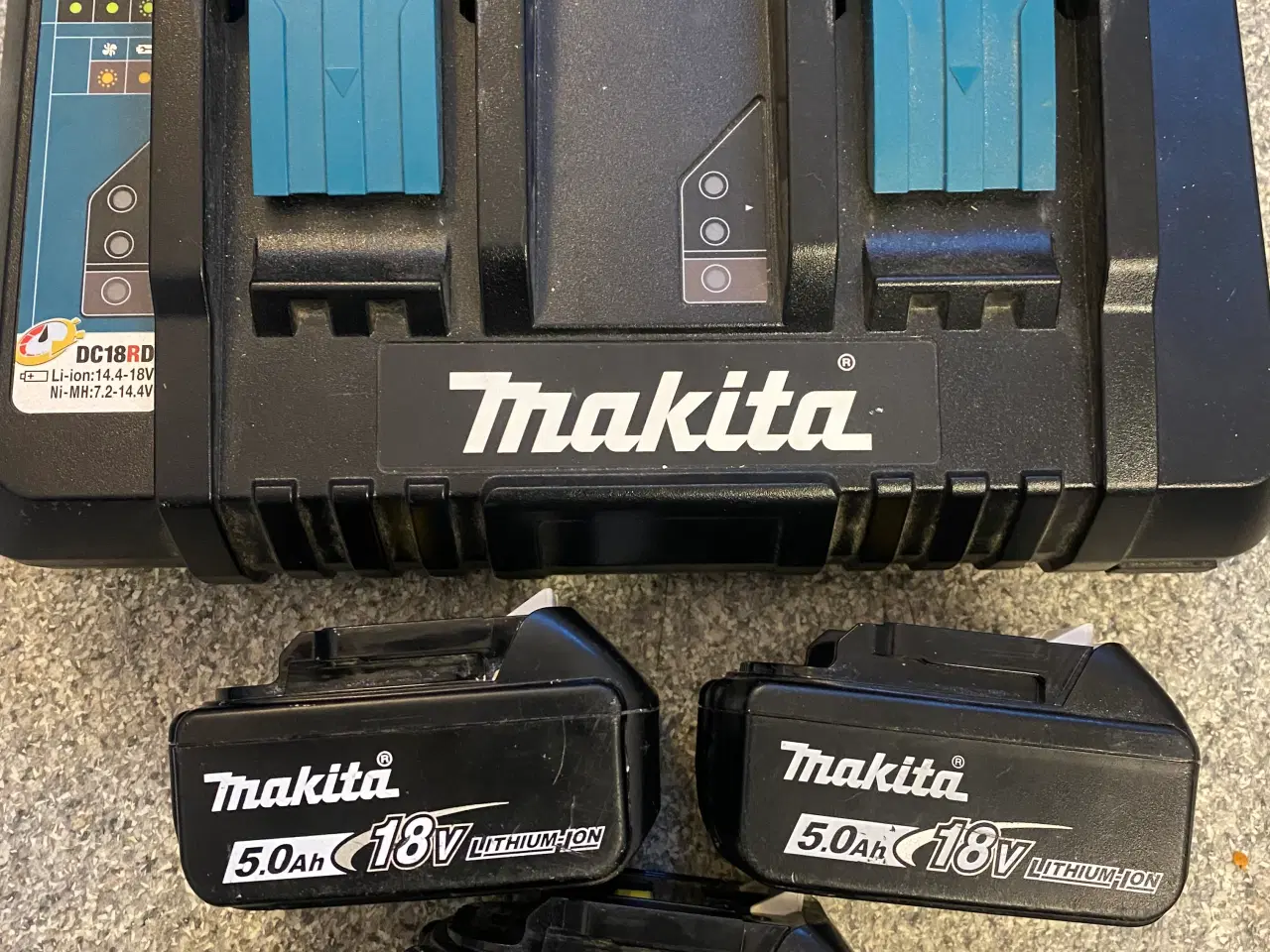 Billede 1 - Makita batteri og lader