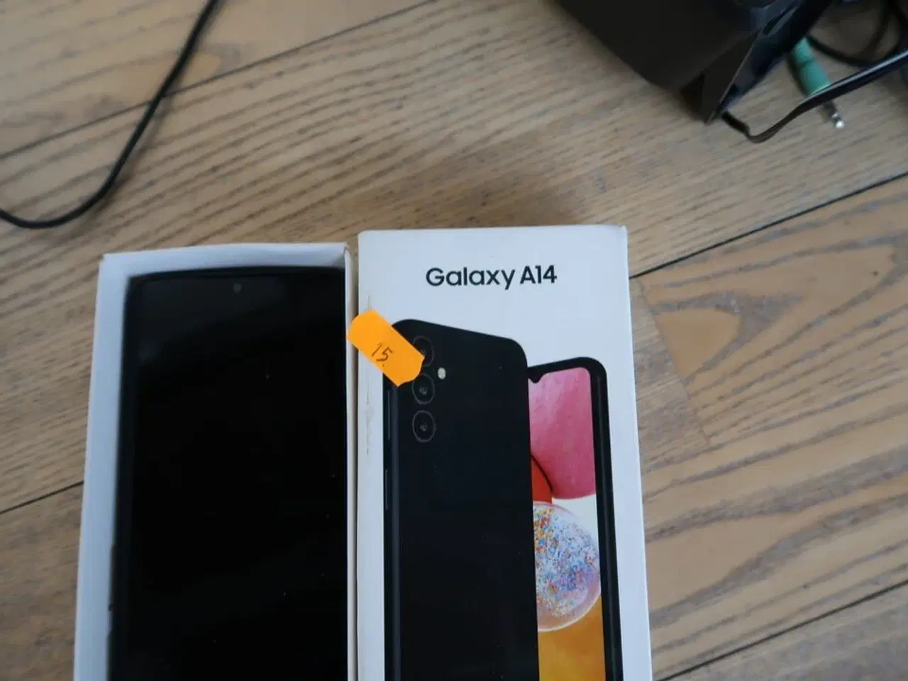 Billede 2 - Smartphone SAMSUNG GALAXY A14 samt 2 stk. højtalere