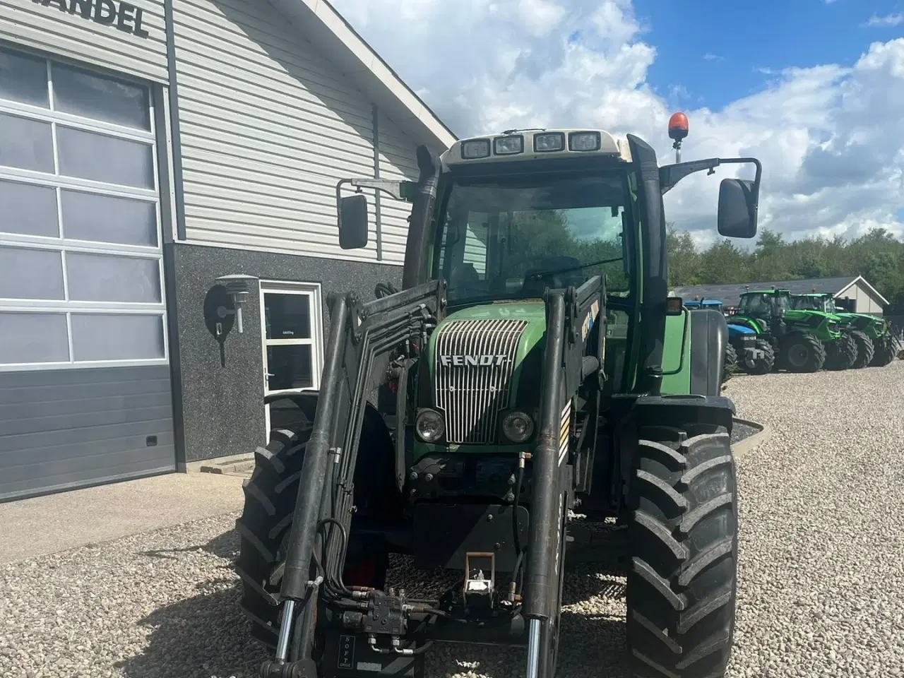 Billede 9 - Fendt 410 Vario med frontlæsser.