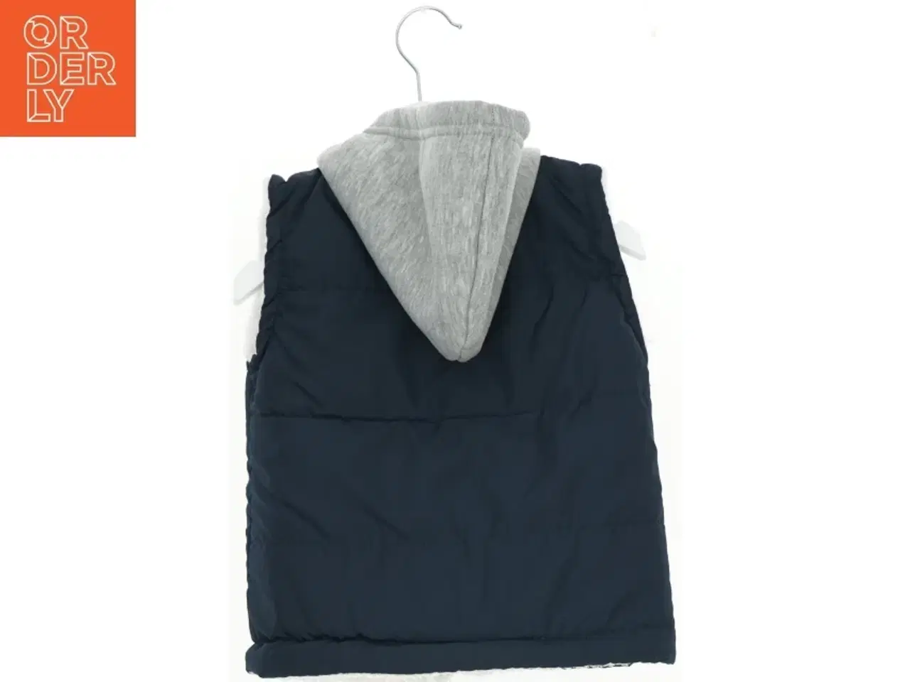 Billede 2 - Vest med foer (str. 104)
