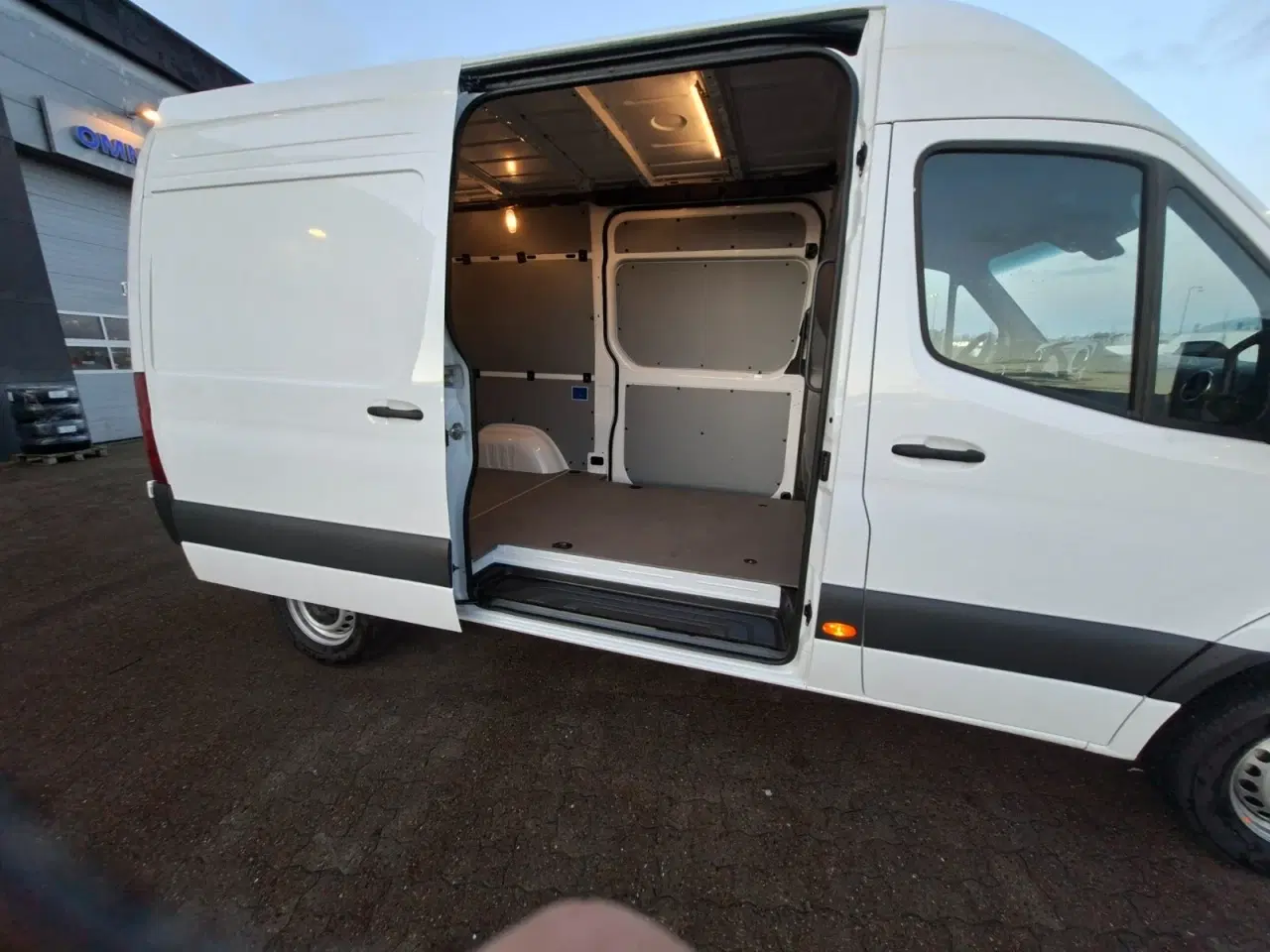 Billede 7 - Mercedes Sprinter 317 2,0 CDi A2 Kassevogn aut. RWD