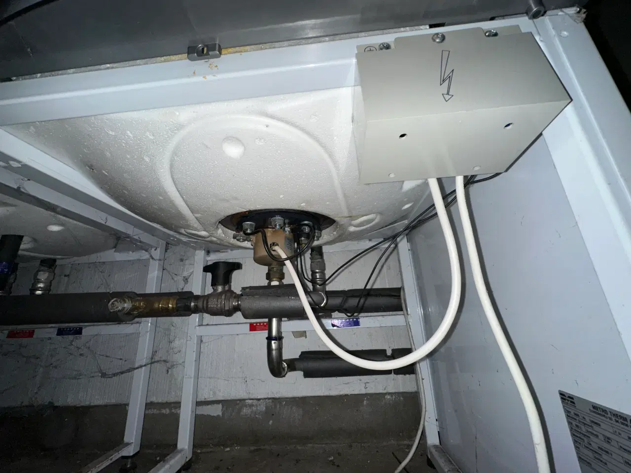 Billede 1 - Varmvands beholder med nyt varmelegme