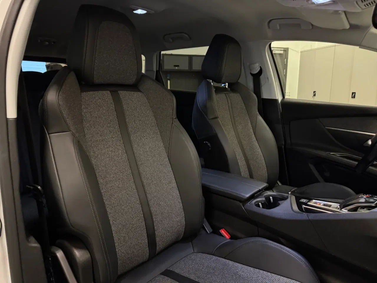 Billede 16 - Peugeot 5008 1,5 BlueHDi 130 Allure EAT8 7prs