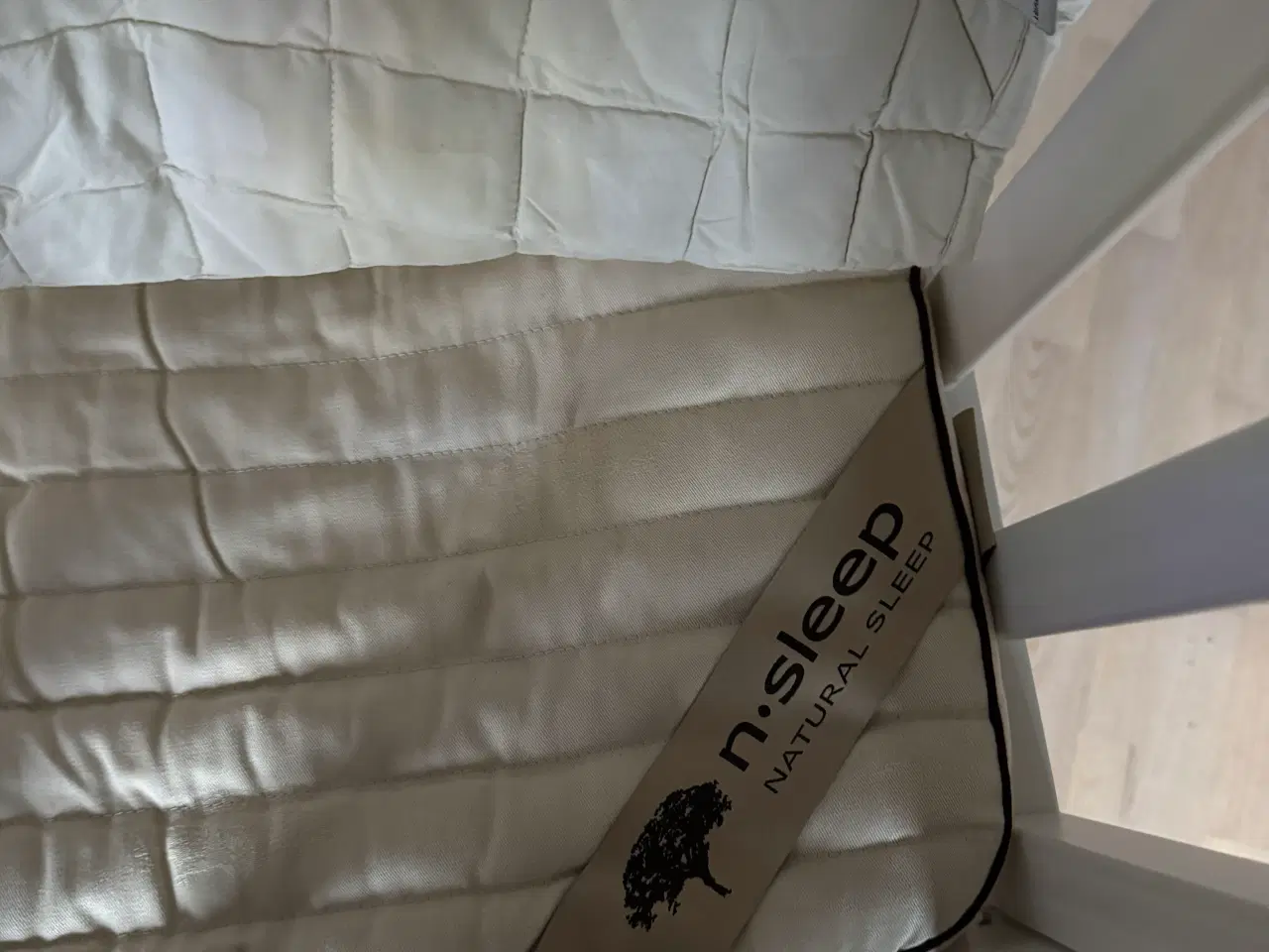 Billede 4 - Bedside børneseng 