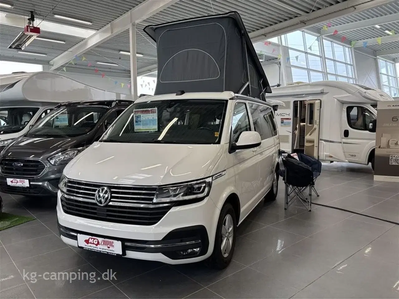Billede 2 - 2021 - VW California Ocean 2.0 TDI 150 DSG   Super velholdt lille California van med DSG gear