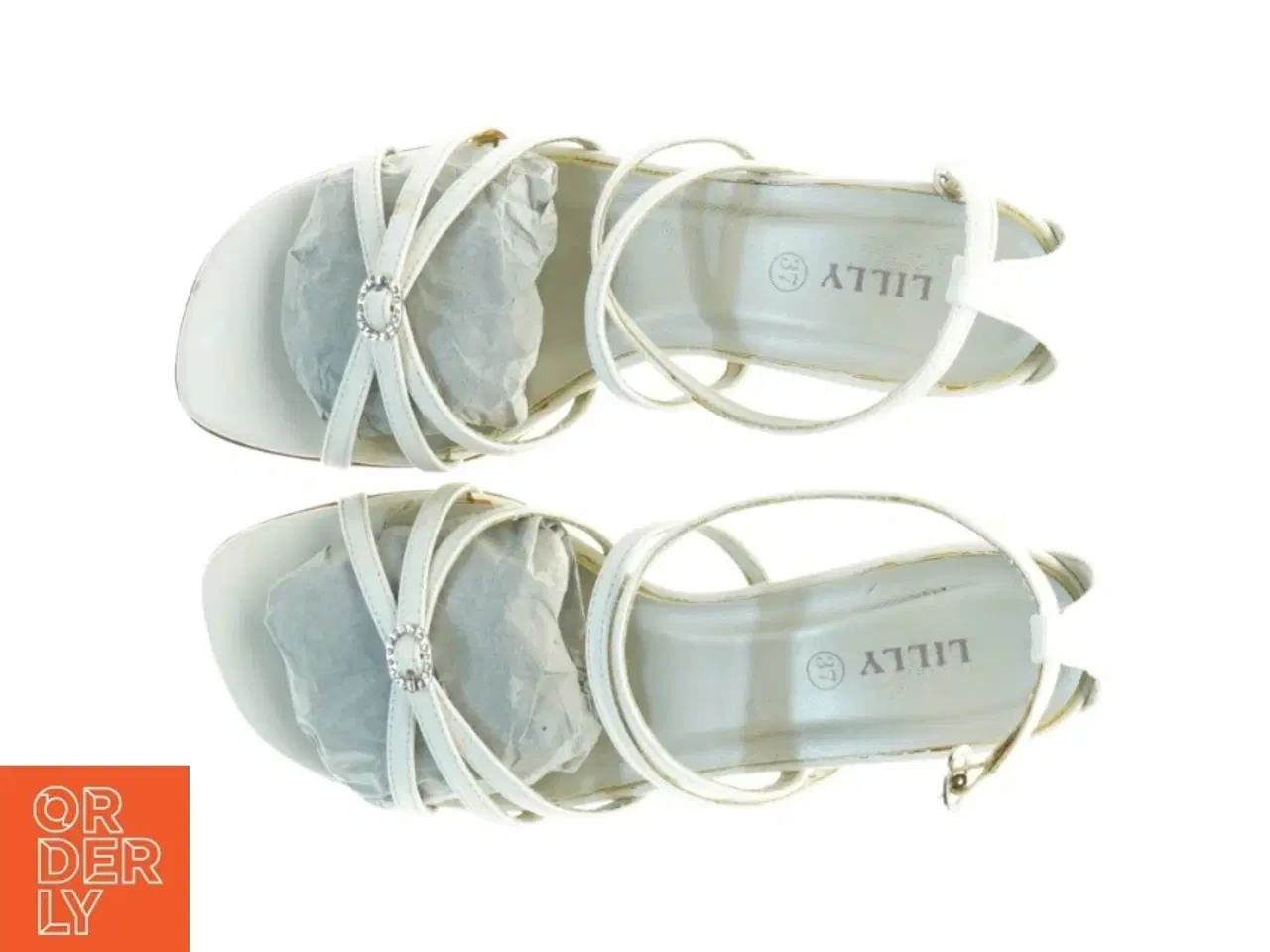Billede 1 - Hvide LILLY sandaler  (str. 37) med lille hæl