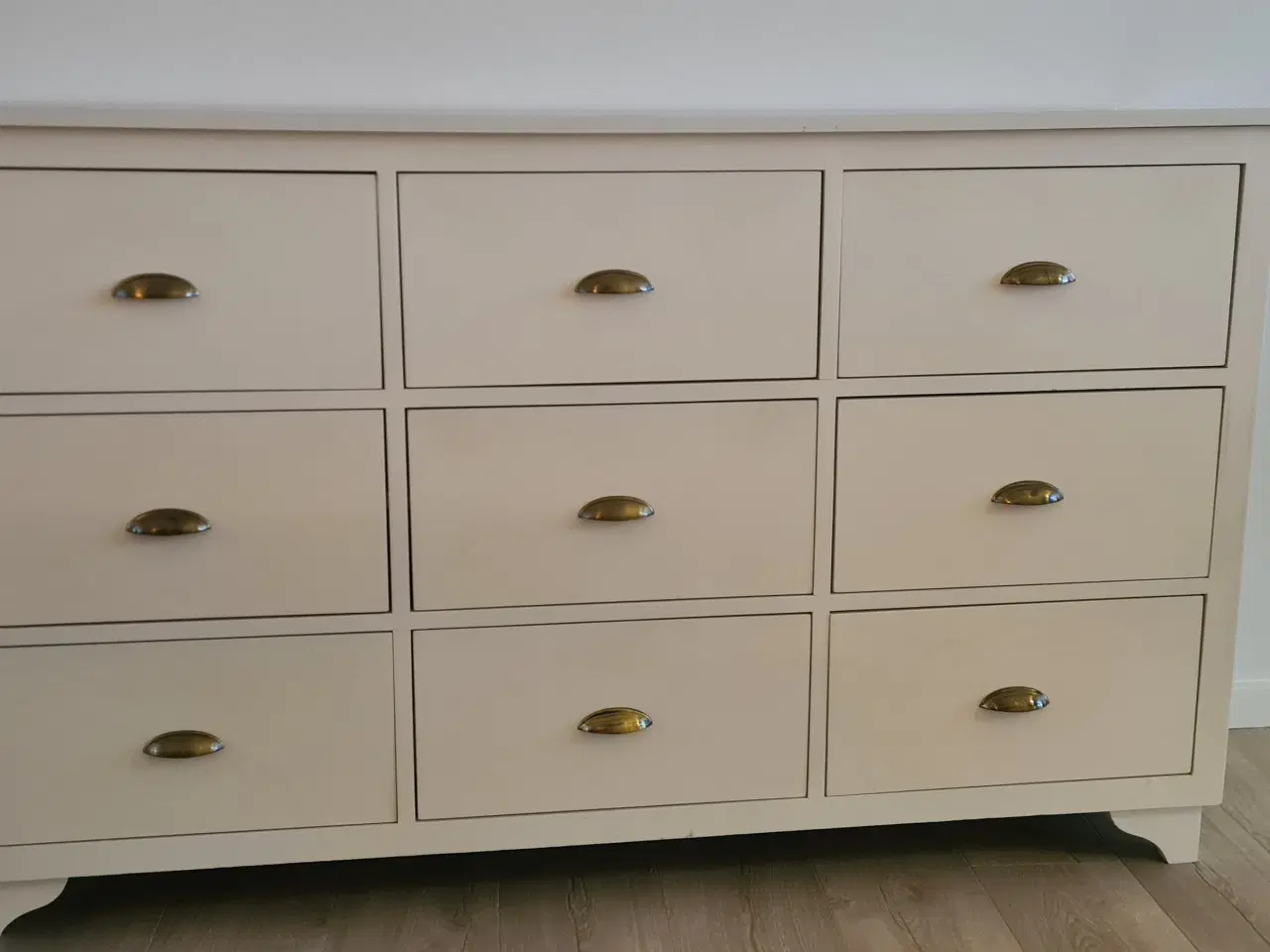 Billede 1 - Skænk hvid