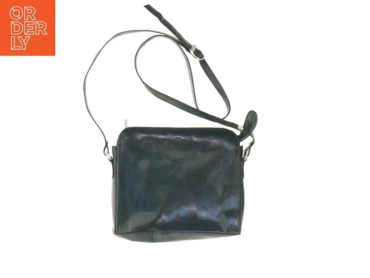 Billede 1 - Sort Crossbody skuldertaske i læder fra The Monte (str. 25 x 20 cm)