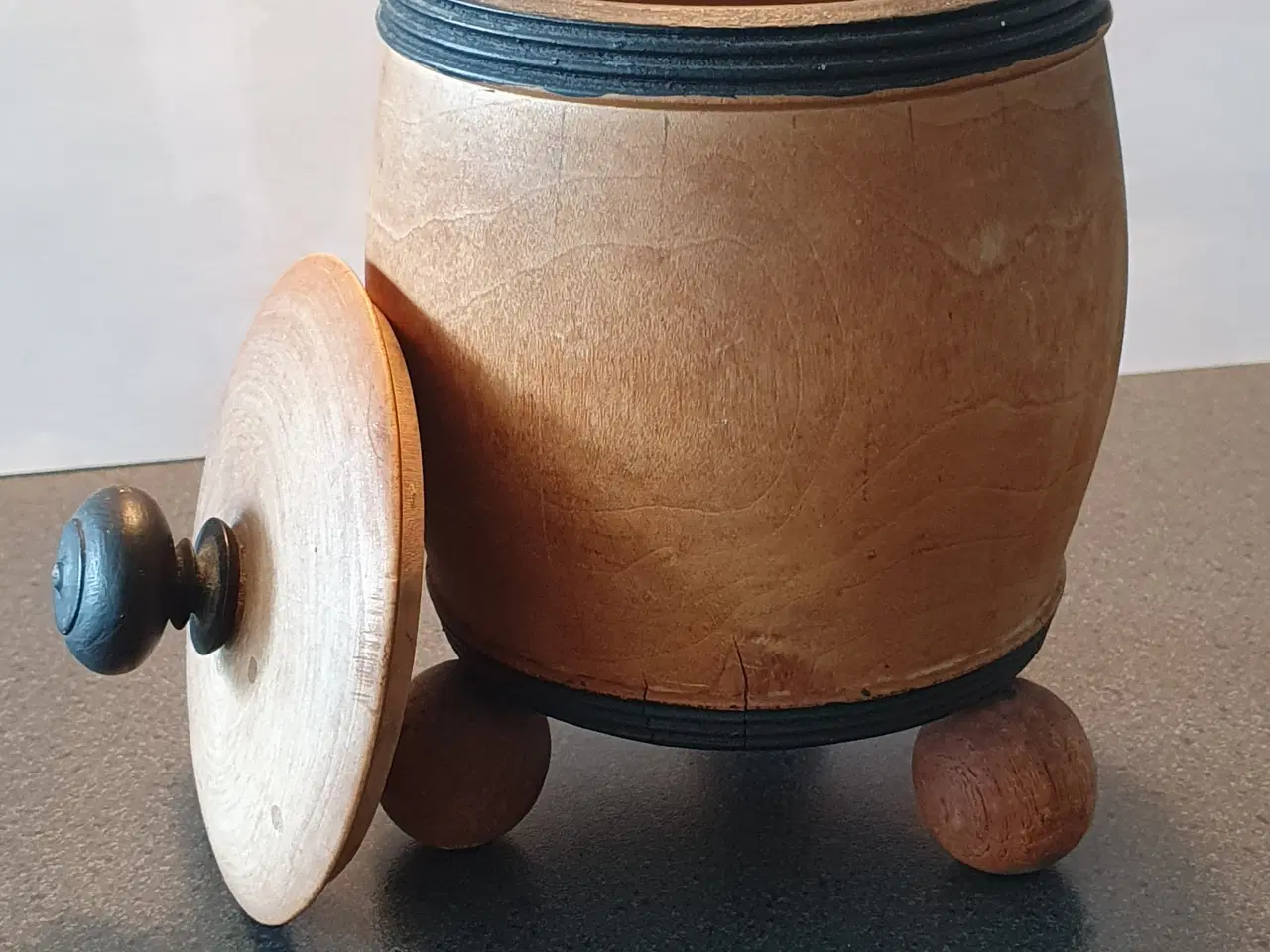 Billede 2 - Tobakskrukke. 