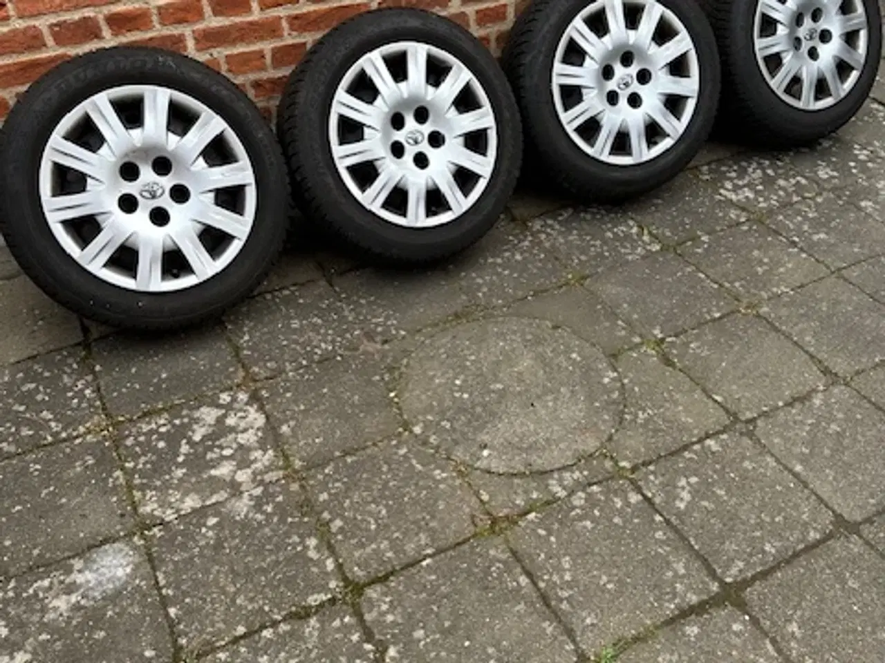 Billede 5 - Vinterdæk til Avensis