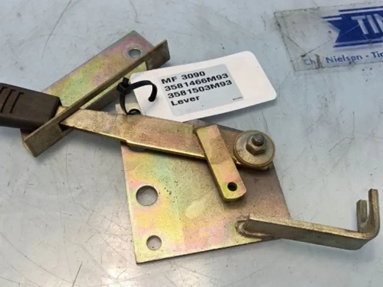 Billede 6 - Massey Ferguson 3090 Lever Lås 3581466M93