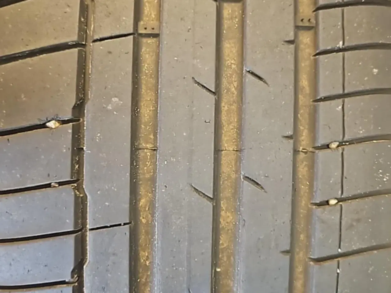 Billede 5 - Enyaq fælge - nærmest nye. Kørt 300 km i alt