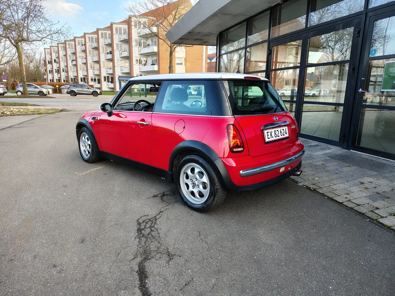 Billede 2 - Mini Cooper 1,6. Kun 124.000km