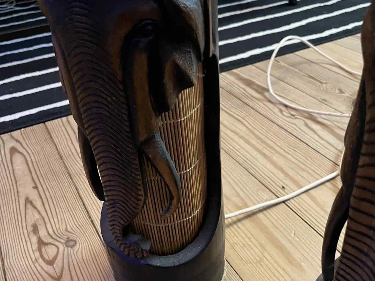 Billede 3 - Elegant lamper i træ